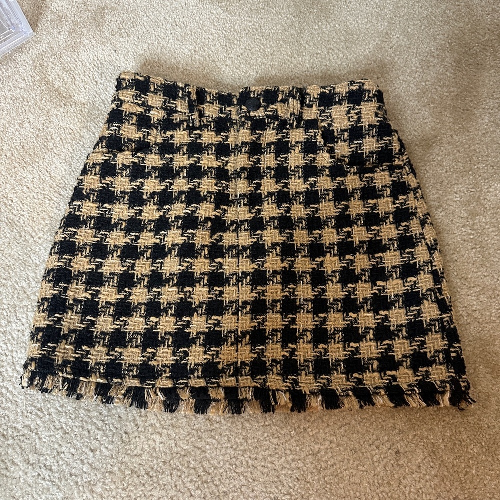 Black & Tan Houndstooth Mini Skirt - Picture 3 of 4